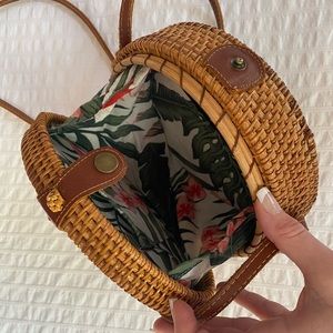 Woven Island Crossbody Purse